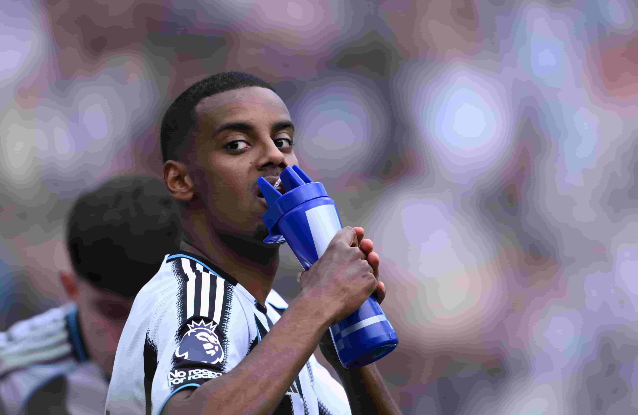 Isak se acerca a Liverpool. Foto: Getty Images.