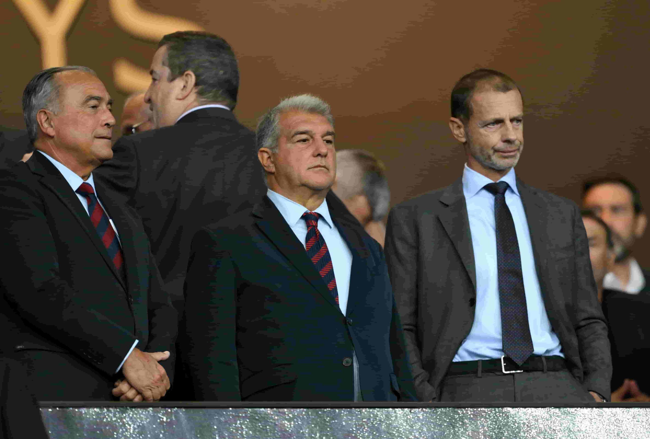 Barcelona se aleja de la Superliga. Foto: Getty Images.